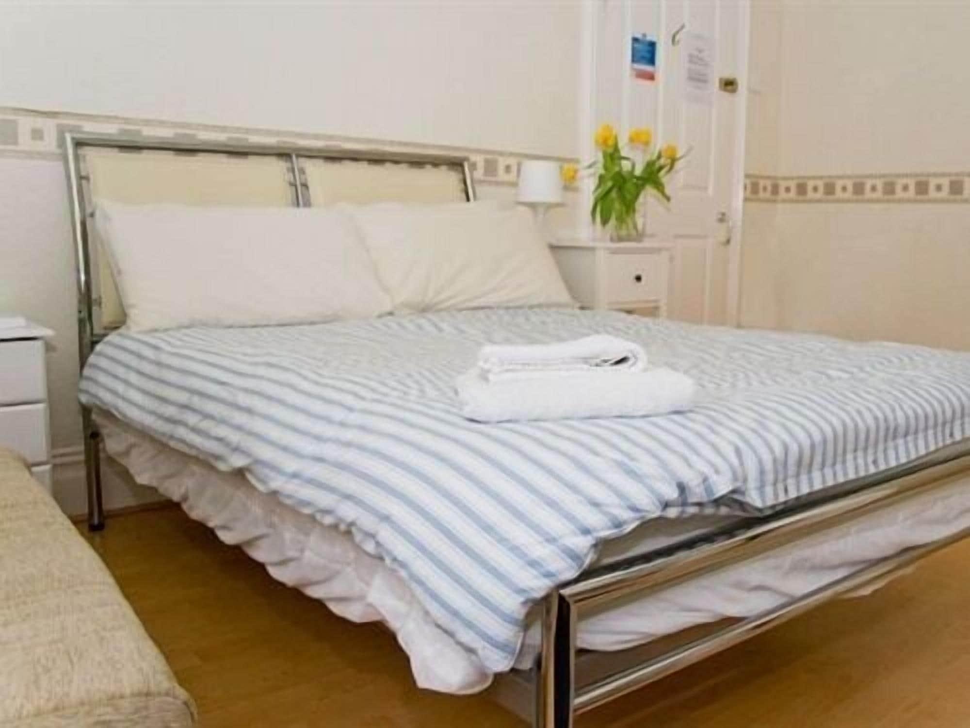 Cara Guesthouse Whitley Bay Eksteriør billede