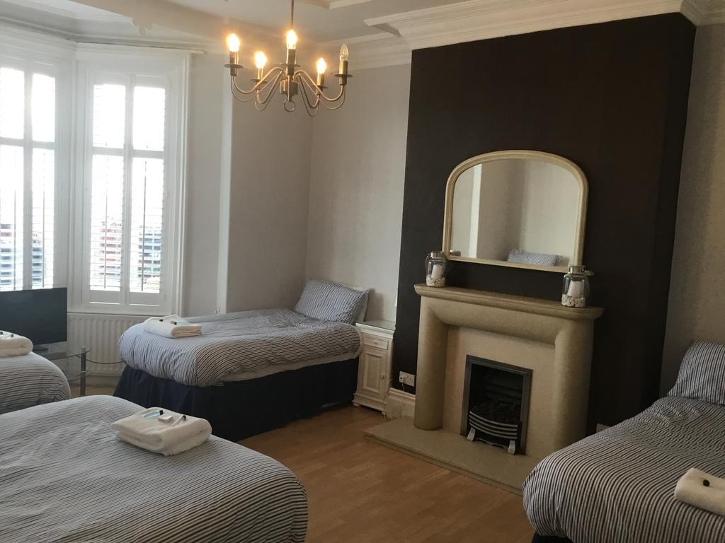 Cara Guesthouse Whitley Bay Eksteriør billede