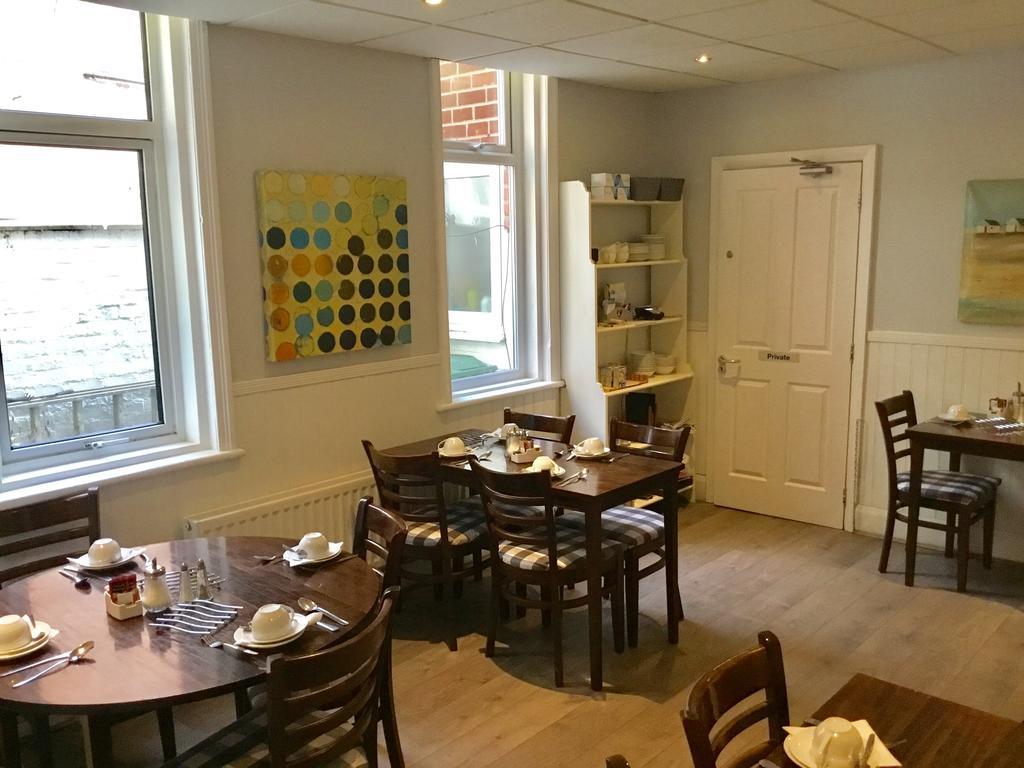 Cara Guesthouse Whitley Bay Eksteriør billede
